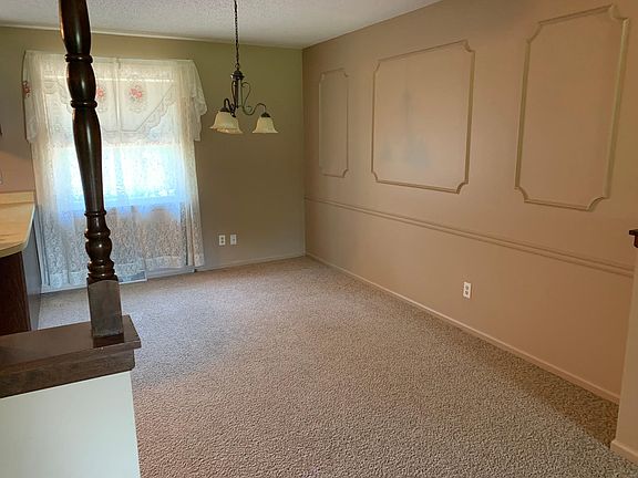 5th image of 3312 Bridge Manor Dr