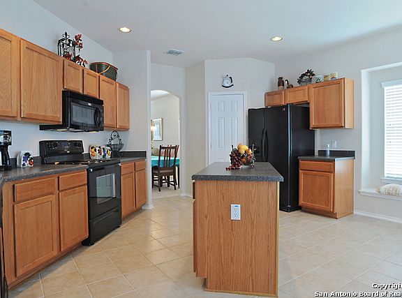 3rd image of 21422 La Pena Dr