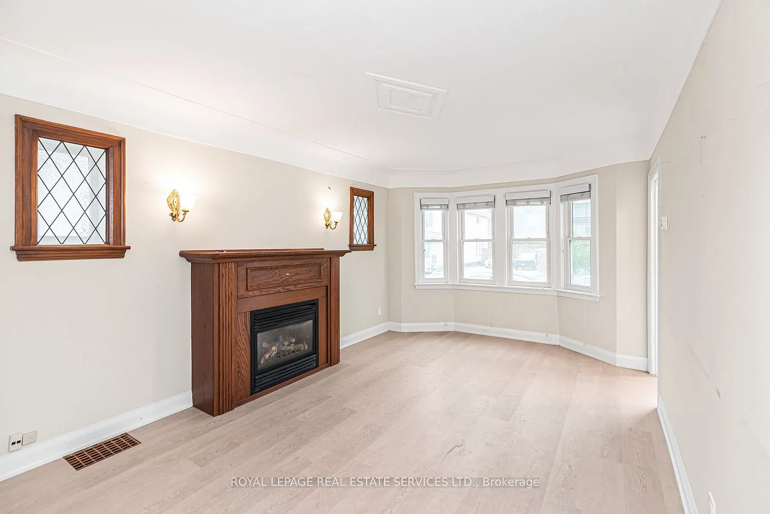 5 bed, $3,800 — Photo 3