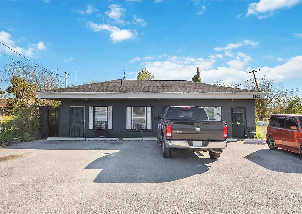 5504 Jensen Dr #3