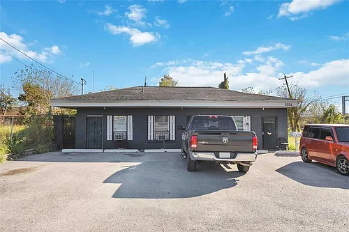 5504 Jensen Dr #3 Photo 1