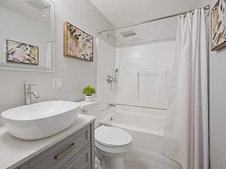 30 Auna Dr #9 — Photo 3