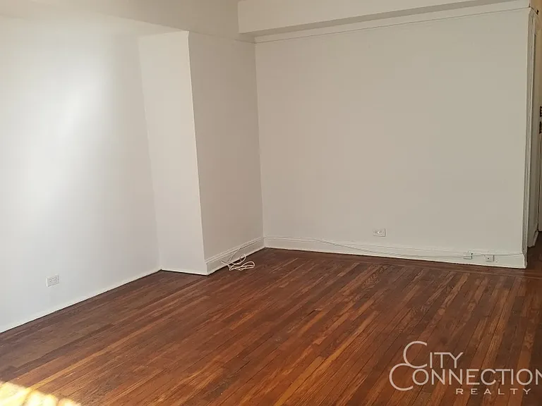 5 Tudor City Pl #222 — Photo 3