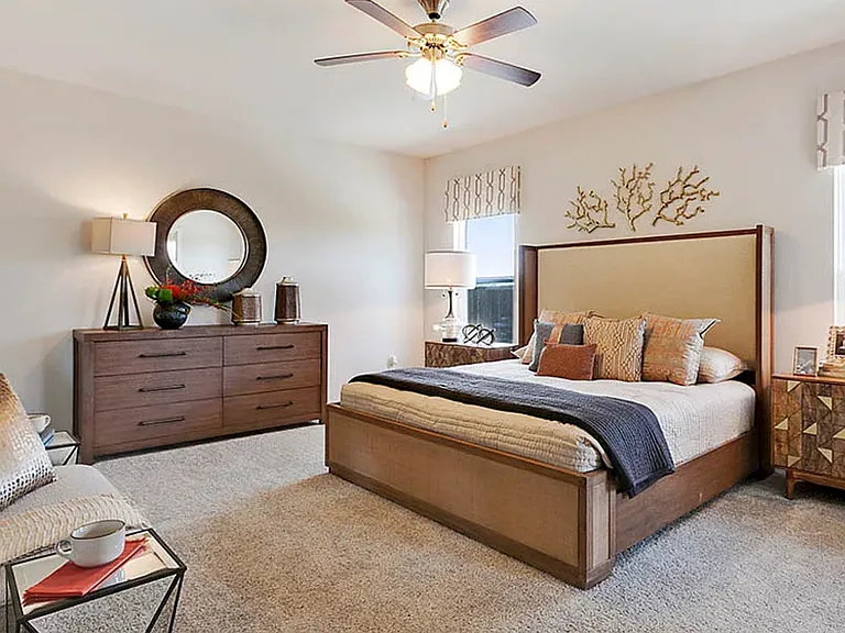 4513 Spring Box St — Photo 10
