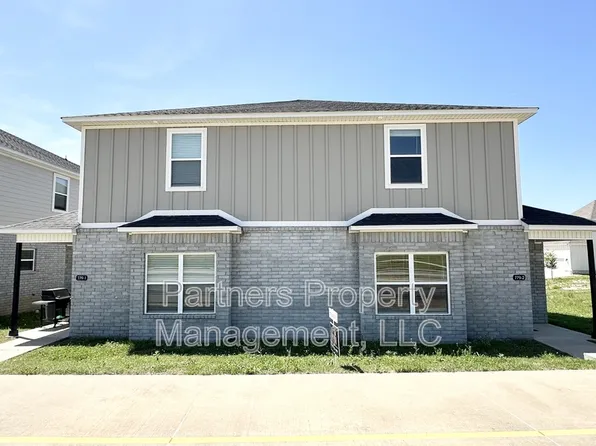 779 S Rupple Rd #2, Fayetteville, AR 72704