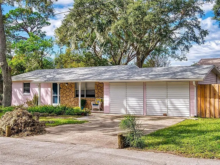 630 Olive St — Photo 41
