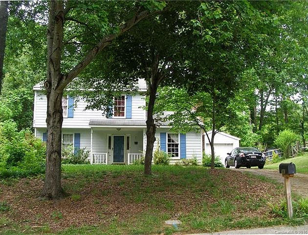 2nd image of 7419 Beaufort Cres