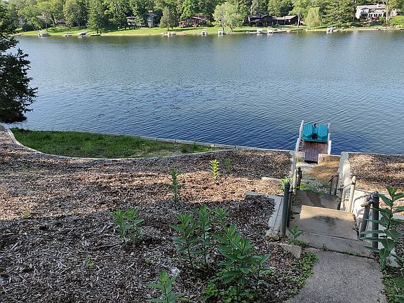5th image of 5953 S Lakeshore Dr
