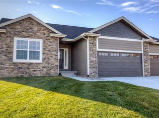 1602 Crabapple Ln, Granger, IA 50109