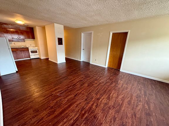 3rd image of 11610 124th St NW #102