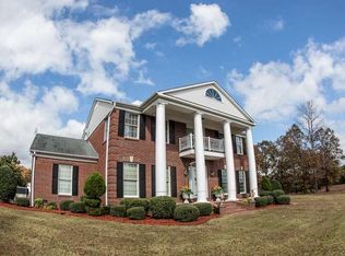 725 Sol Colston Rd, Finger, TN 38334