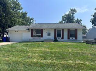 6520 Medford Ln NE, Cedar Rapids, IA 52402
