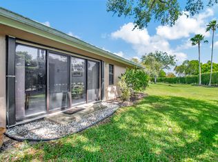 8199 Springlake Dr, Boca Raton, FL 33496