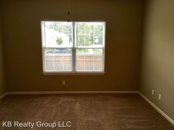 5th image of 1220 S Kaydeen Ct