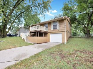 5401 Cranberry Hill Cir, Saint Joseph, MO 64503