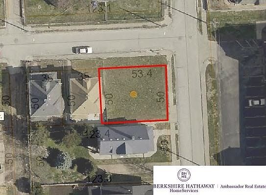 2nd image of 2501 Mason St