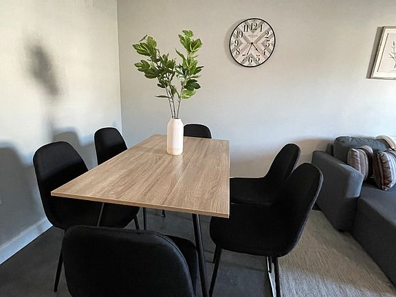 2nd image of 1007 N East Ave #1007