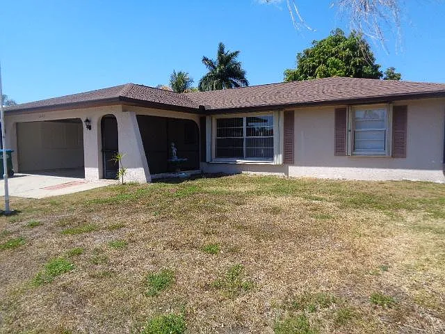1445 SE 21st Ter