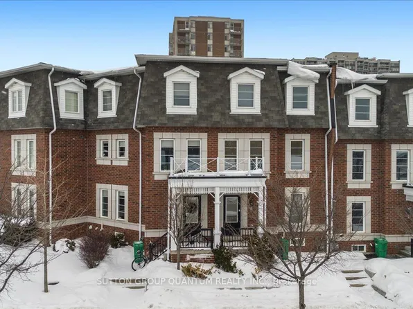 2375 Truscott Dr #2, Mississauga, ON L5J 0A9