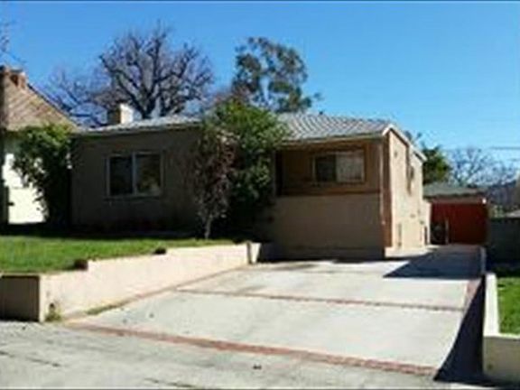 3rd image of 4018 Denny Ave