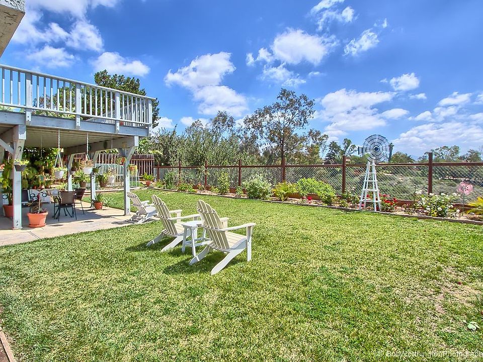 1st image of 841 La Senda Way
