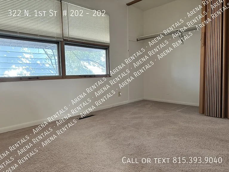 322 N 1st St #202 — Photo 11