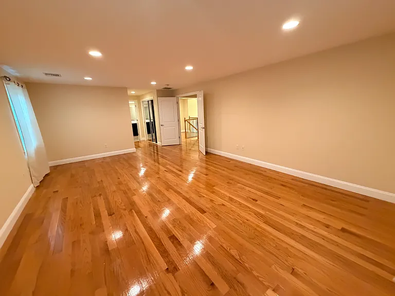 112 Quinobequin Rd — Photo 16
