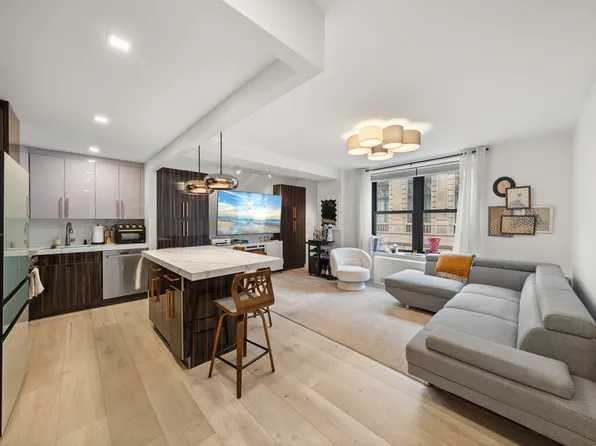 201 West 74th Street 8G image 1 of 12