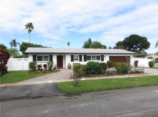 1850 N Hiatus Rd, Pembroke Pines, FL 33026
