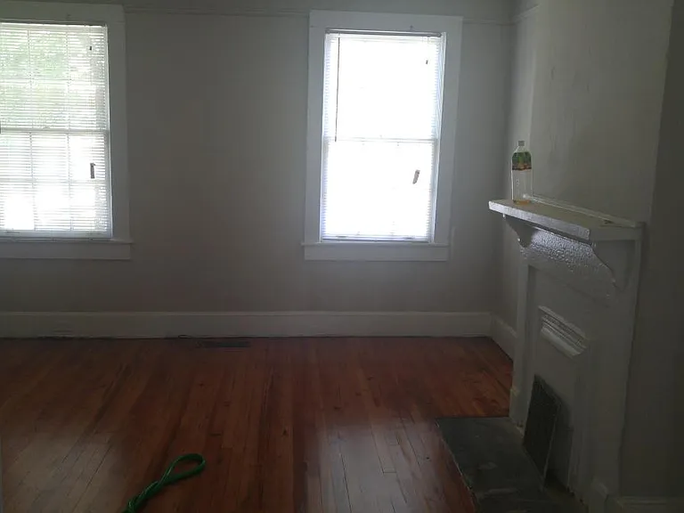 27 Ivy St — Photo 12