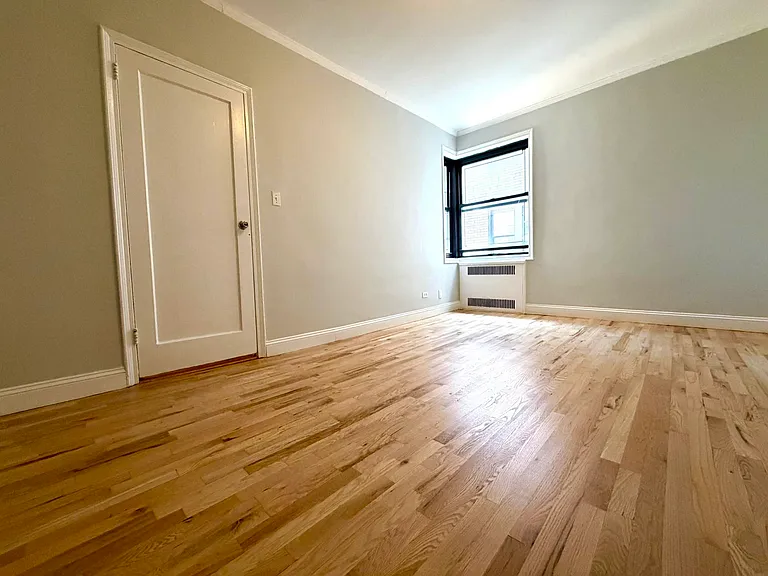 1901 Avenue N #5E — Photo 9