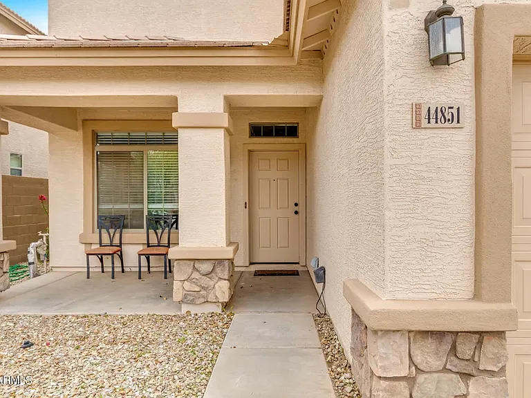 44851 W Zion Rd — Photo 3