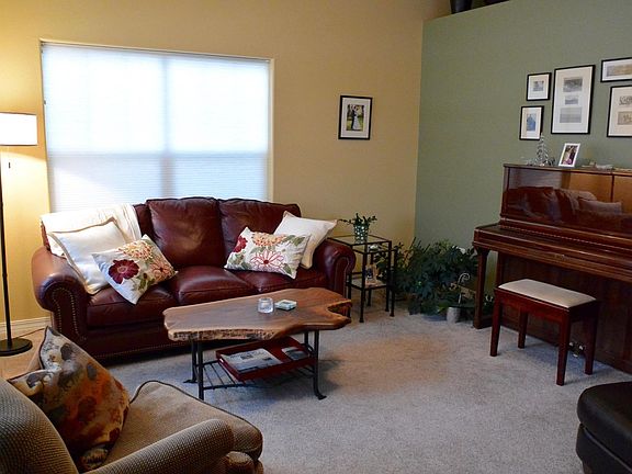 4th image of 1340 Lily Ct