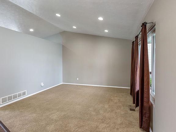 5th image of 1618 N Corbin Ln