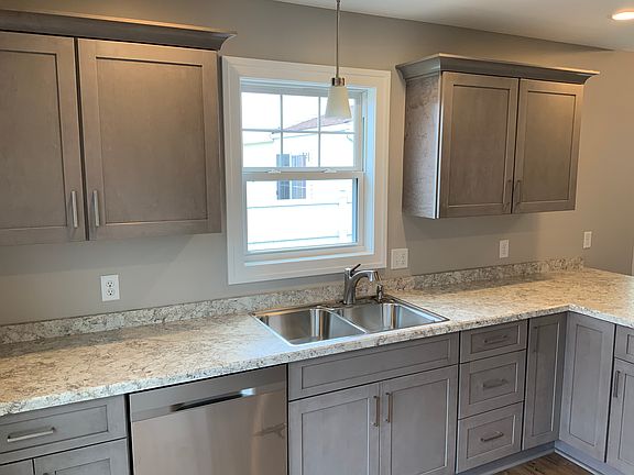 3rd image of 74 Chapel Glen Dr