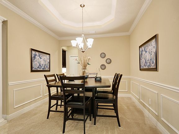 Chair Rail w/Shadow Box Trim