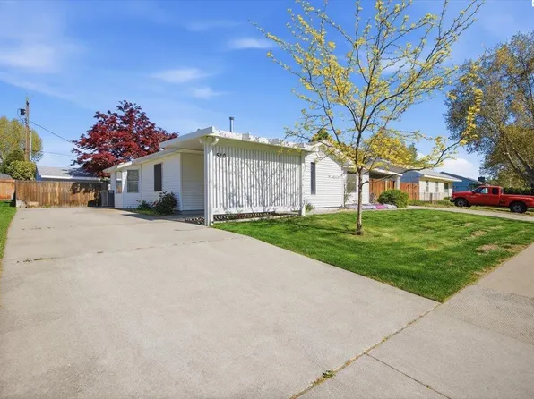 510 Cottonwood Dr, Richland, WA 99352