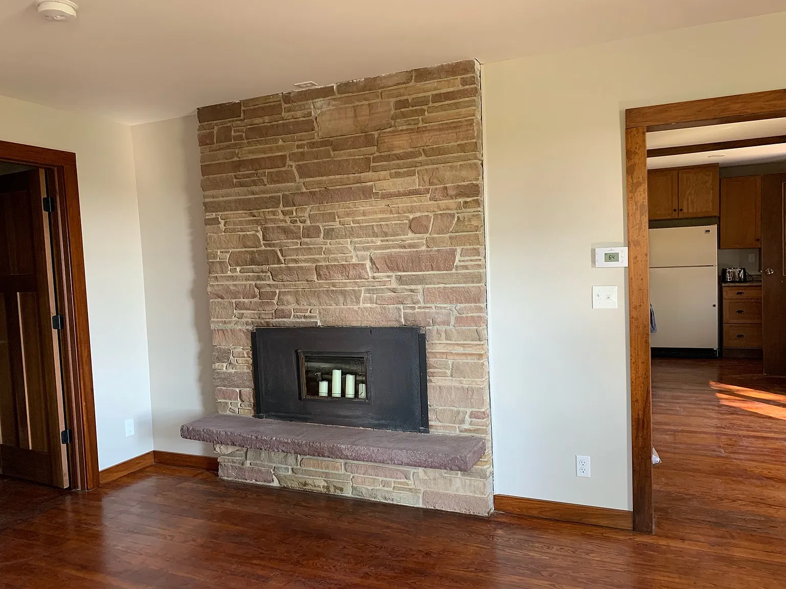 2 bed, 1024 sqft, $1,100 — Photo 4