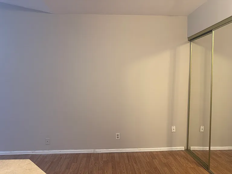 Sherwood Apartments — Photo 29