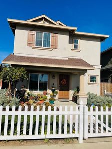 925 Rogge Rd, Salinas, CA, 93906