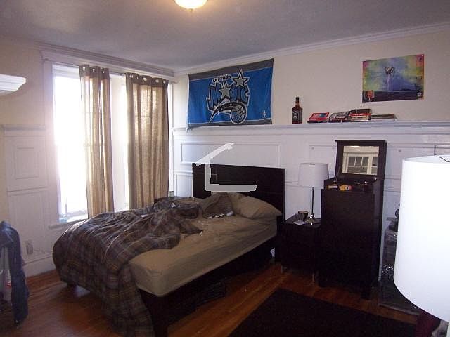 2nd image of 81 Gibbs St #Jc1