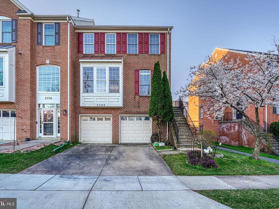 1st image of 2208 Mears Ln
