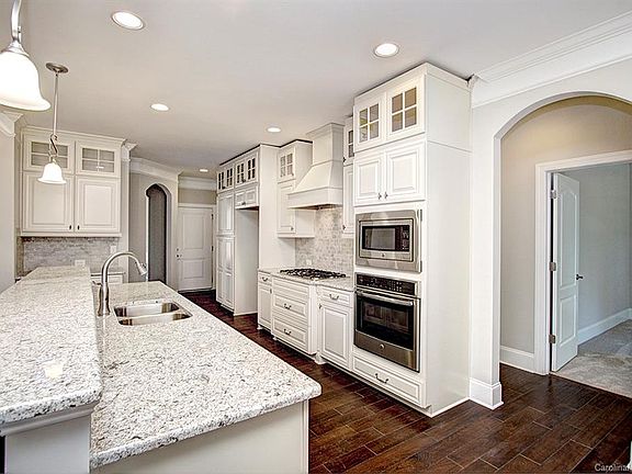 5th image of 4933 River Oaks Rd #113