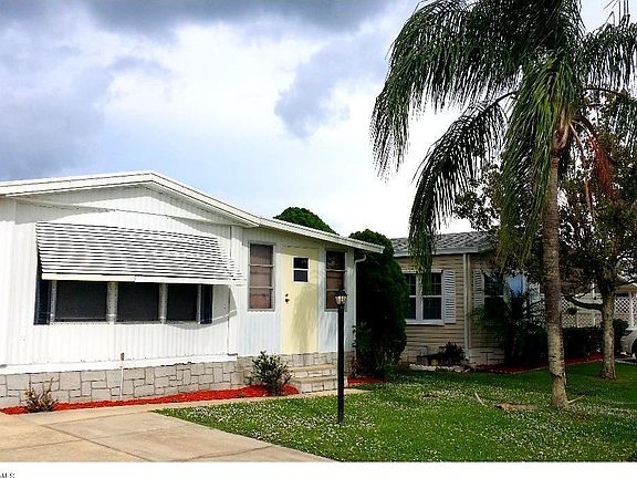 2nd image of 1110 Sabal Palm Ln