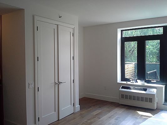 5th image of 4734 11th St APT 101