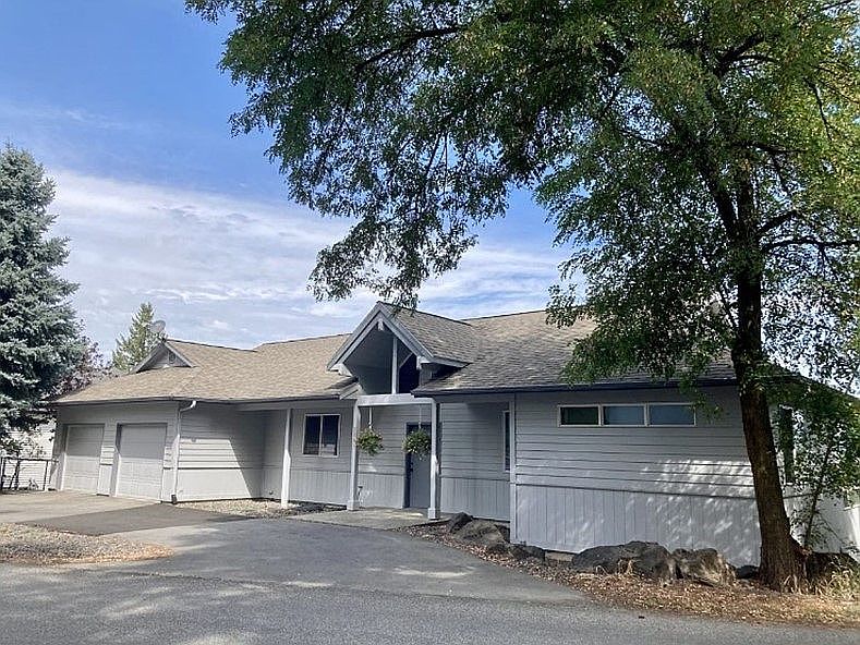 2097 E Loch Haven Dr, Hayden Lake, ID 83835 Zillow