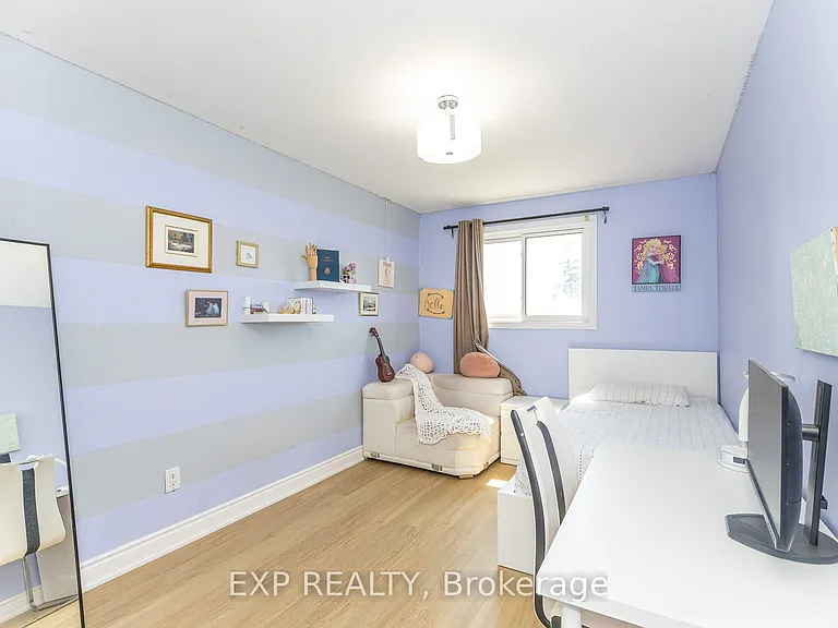 3270 Klaiman Dr — Photo 32