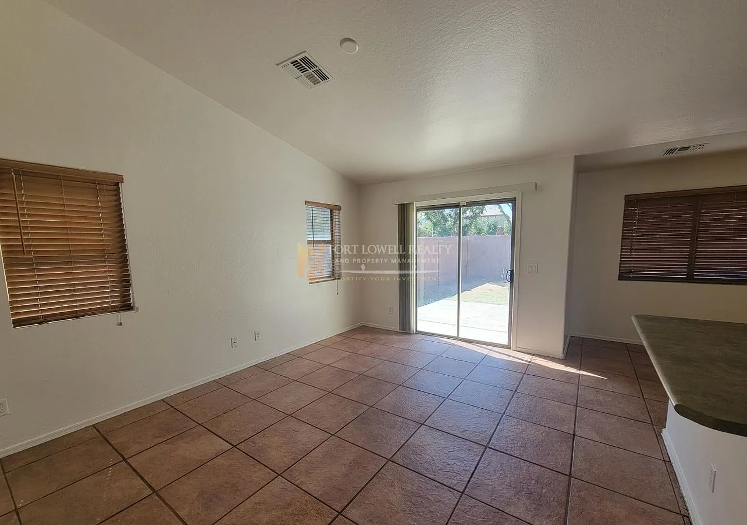 3 Bedroom, 2 Bath, & Den Home Coming Soon! — Photo 4