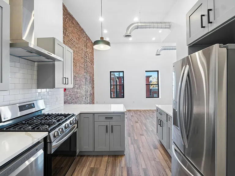 310 Pacific Ave #3 — Photo 12