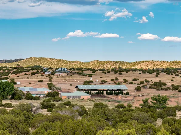 70 Goose Downs Rd, Lamy, NM 87540